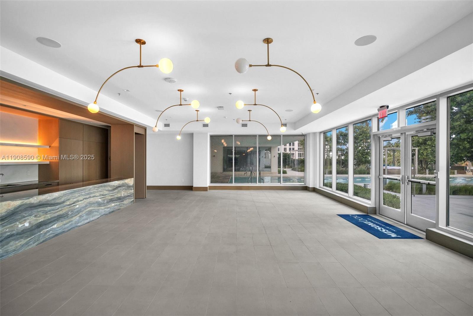 ESCOTTONIA PARK - Residential Lease