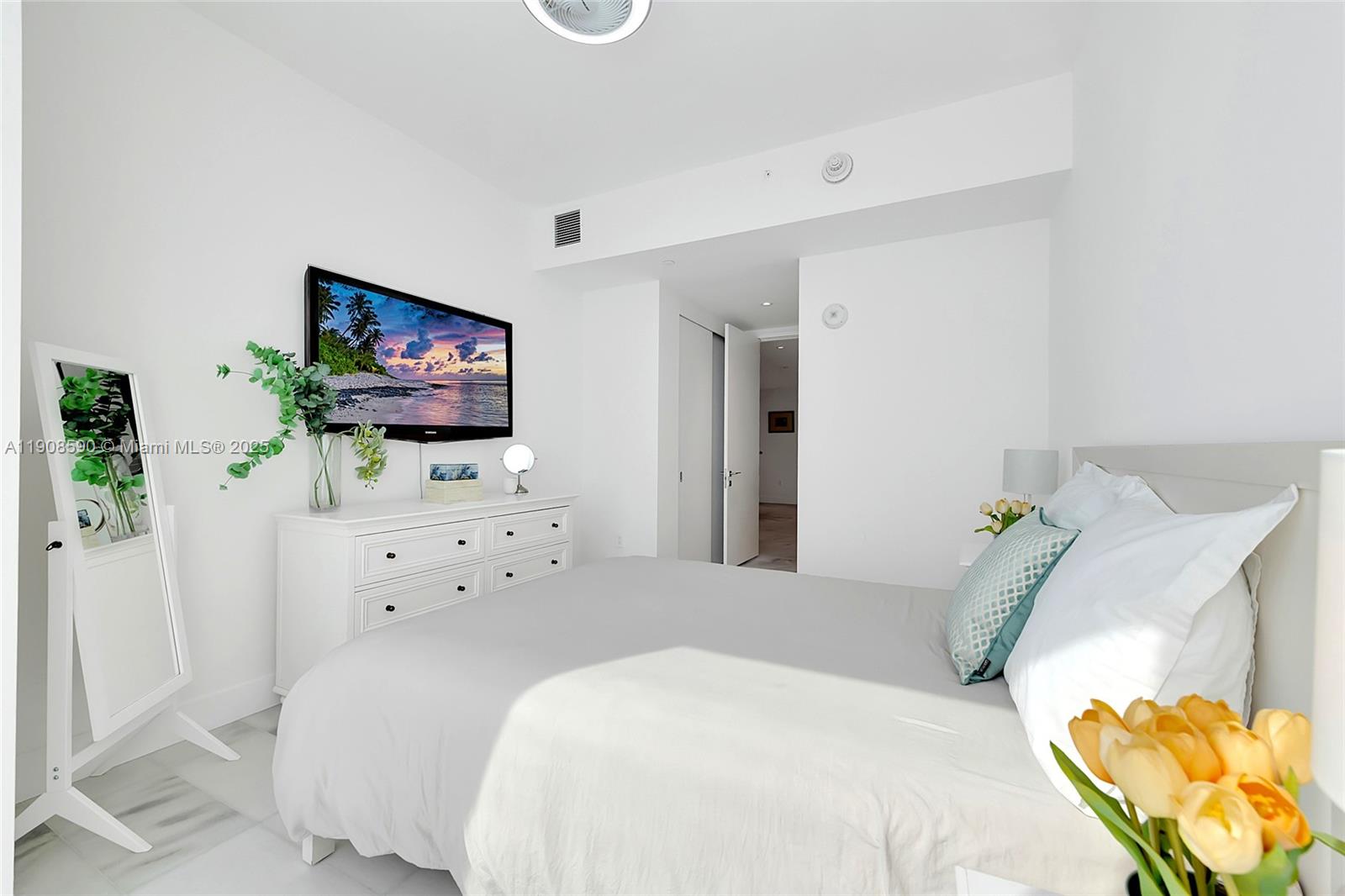 ESCOTTONIA PARK - Residential Lease