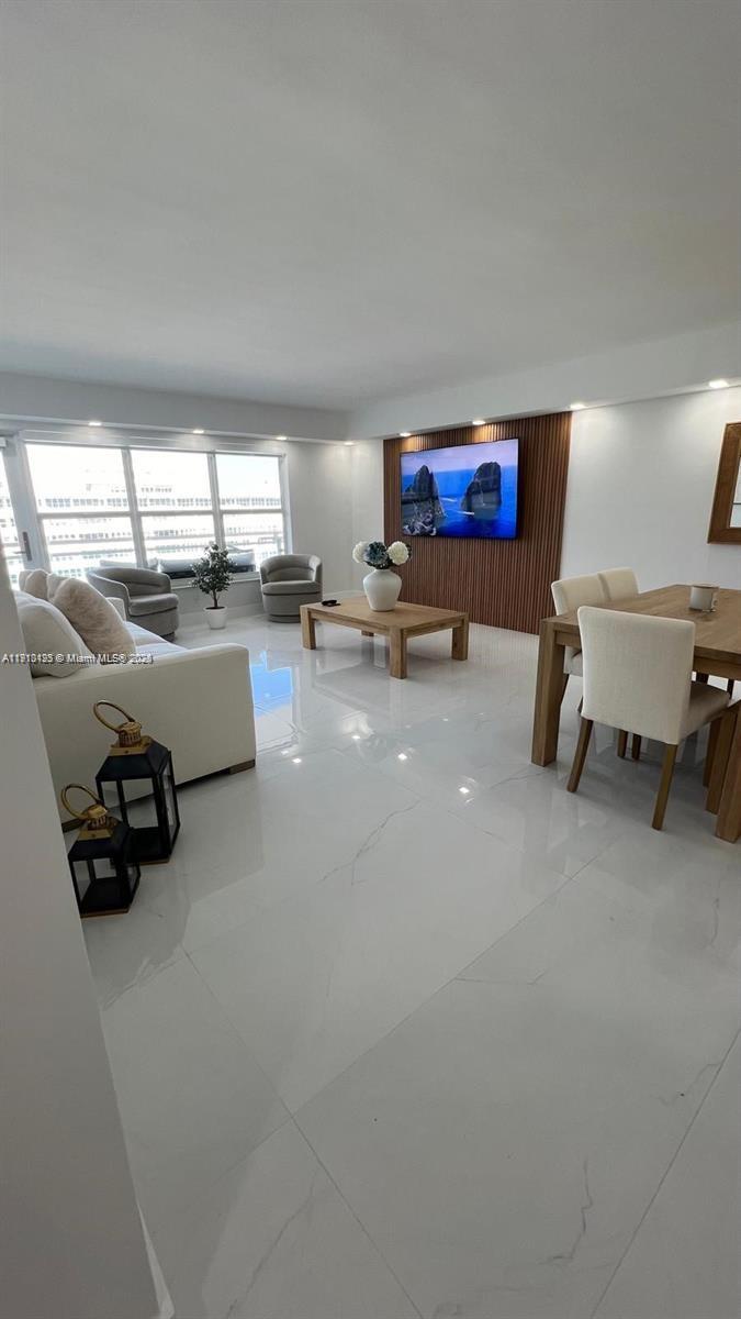 PLAYA DEL MAR CONDO - Residential