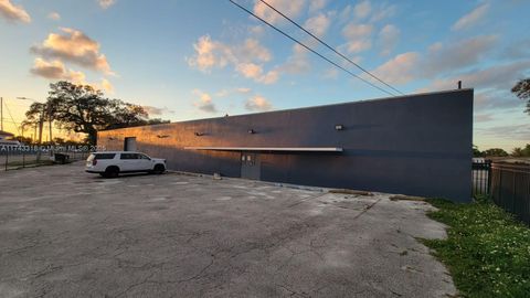 1871 NW North River Drive Miami FL 33125