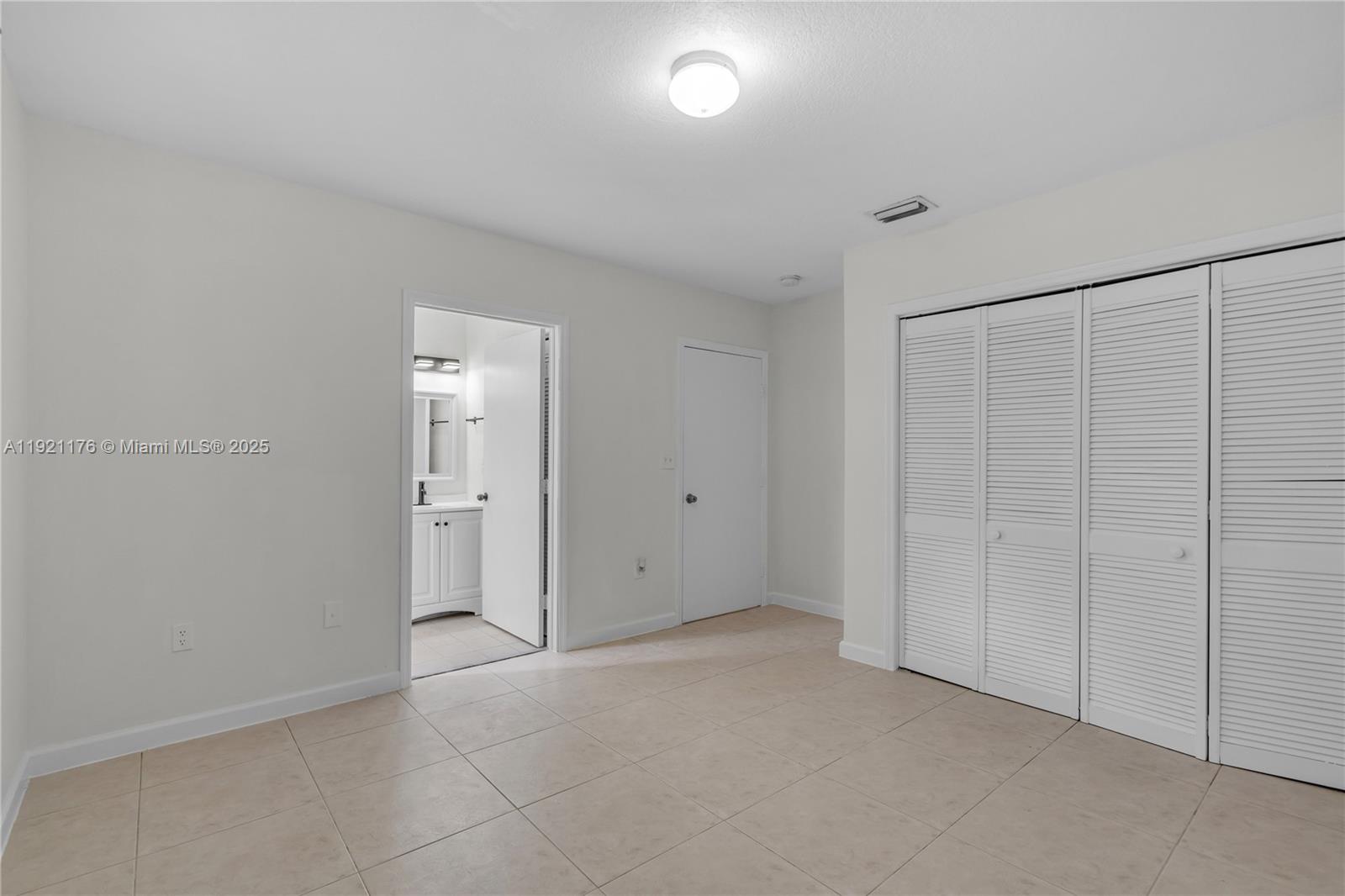 REALTY SECURITIES CORPPB - Residential Lease