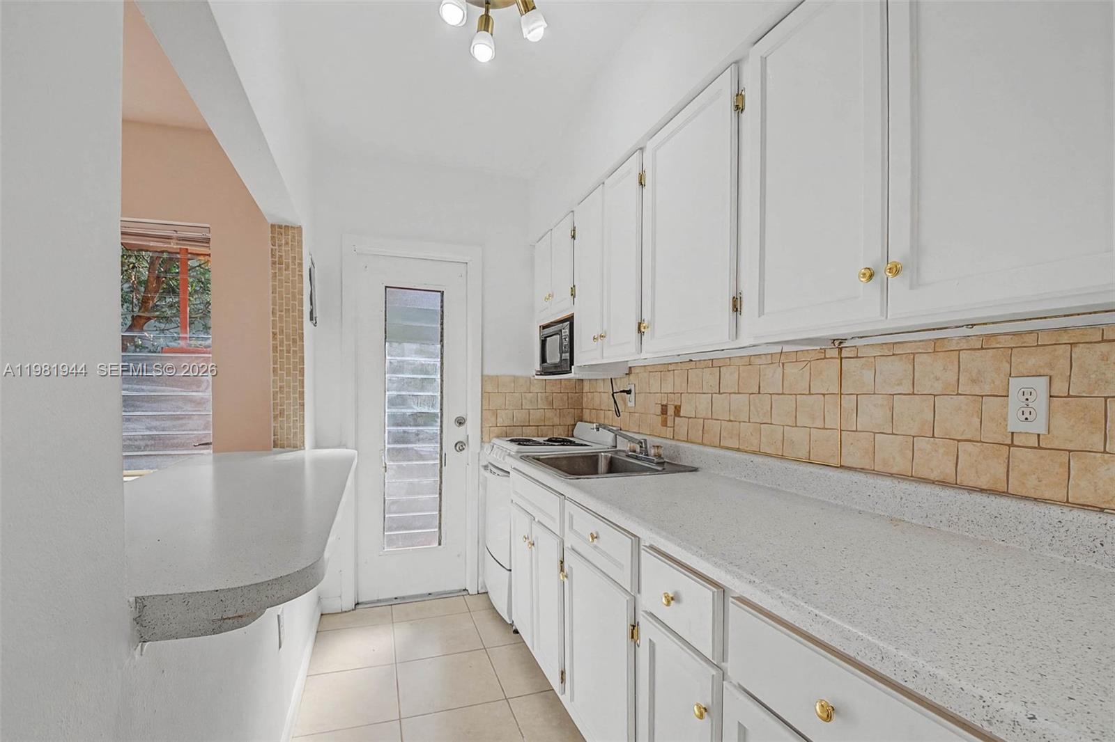 LITTLE RIVER CO-OP - Residential Lease