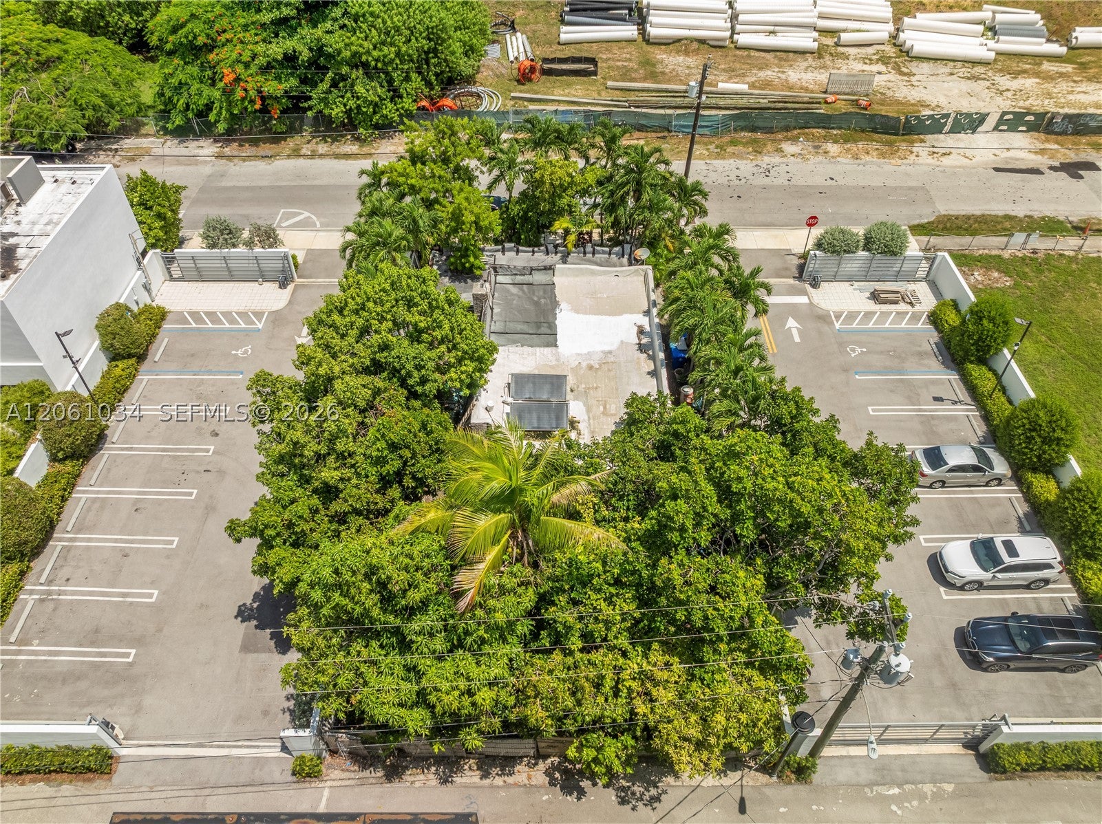 272 NW 37th St