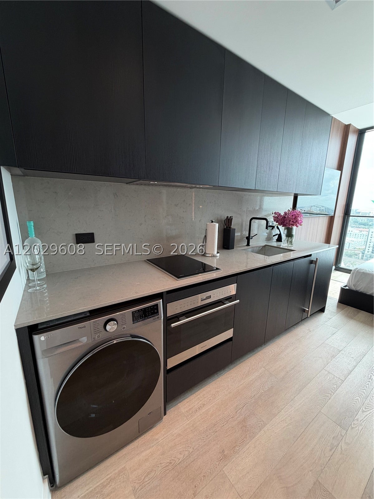 20 NE 11TH ST 3306B