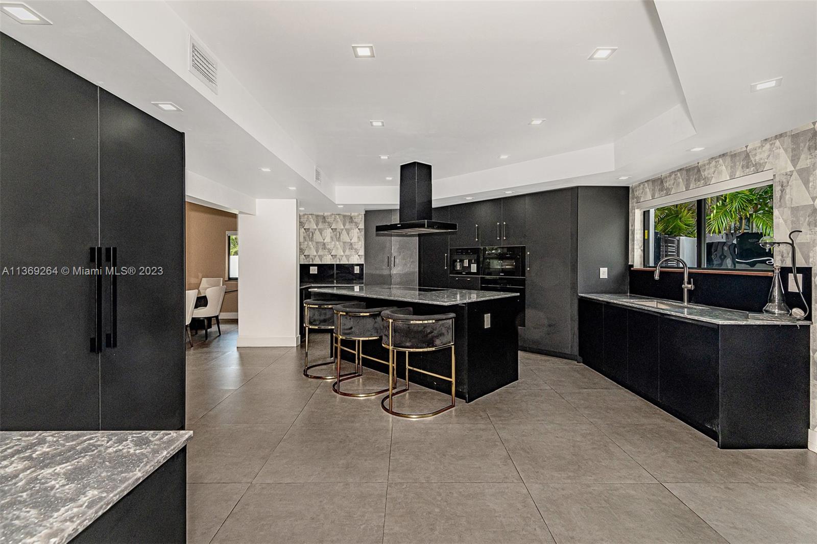 BAPTIST AREA - Residential