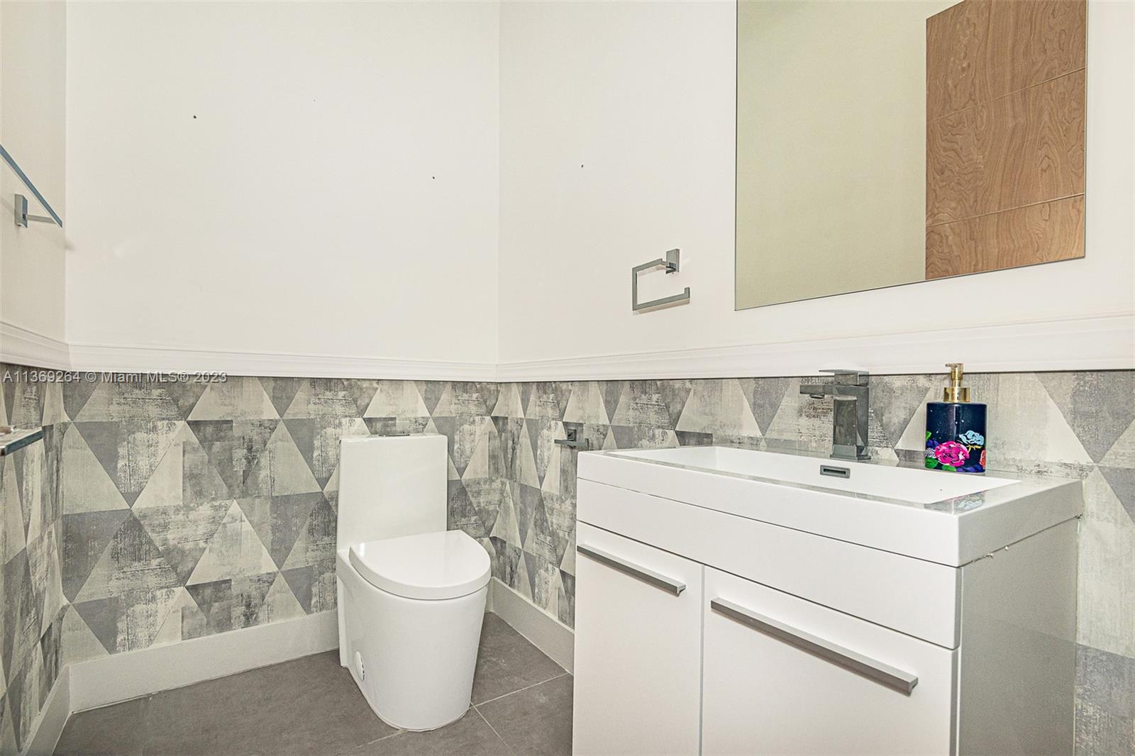 BAPTIST AREA - Residential