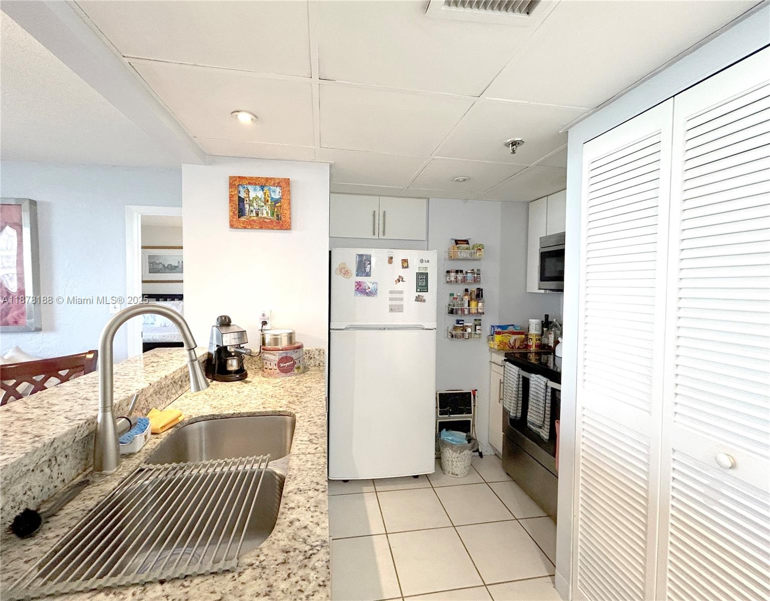 BRICKELL KEY II CONDO - Residential