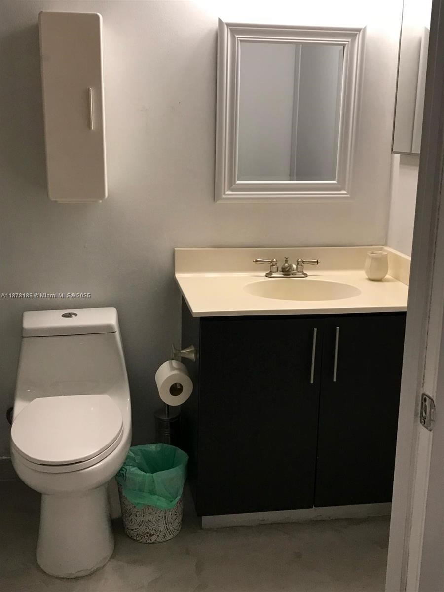 BRICKELL KEY II CONDO - Residential