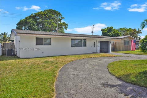 Tiny photo for 8720 NW 11th St, Pembroke Pines, FL 33024 (MLS # A12058149)