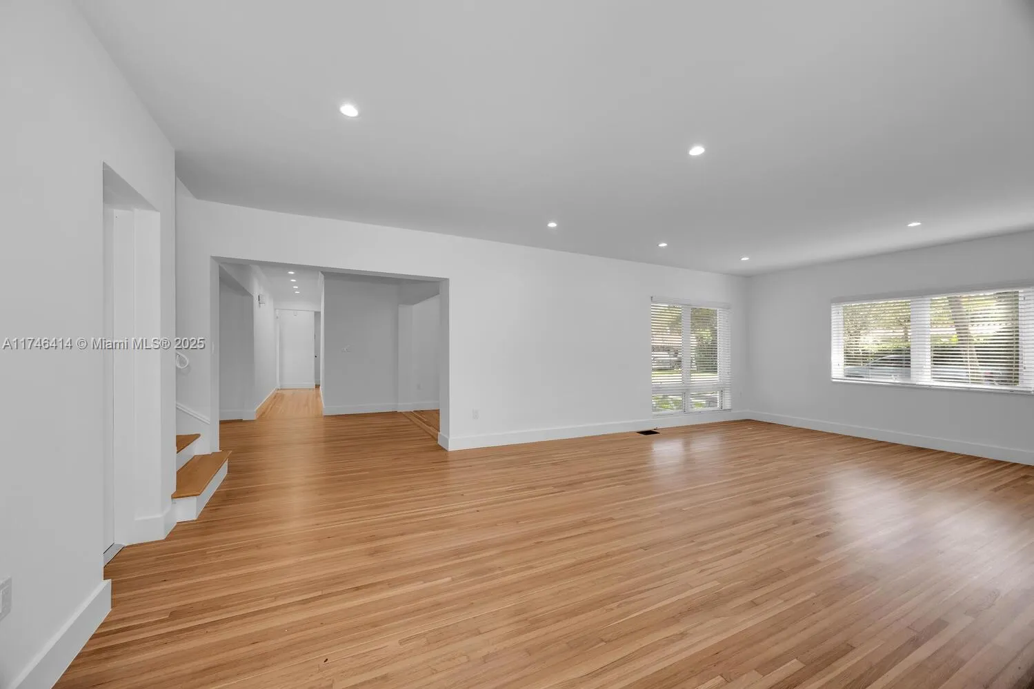 Coral Gables, Florida 33146, United States, 3 Bedrooms Bedrooms, ,2 BathroomsBathrooms,Residential,Active,1626