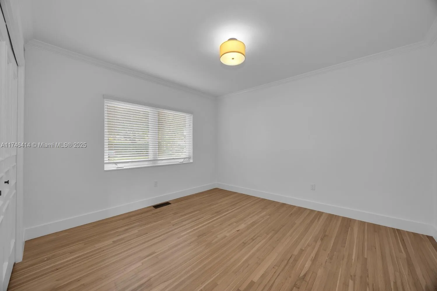 Coral Gables, Florida 33146, United States, 3 Bedrooms Bedrooms, ,2 BathroomsBathrooms,Residential,Active,1626