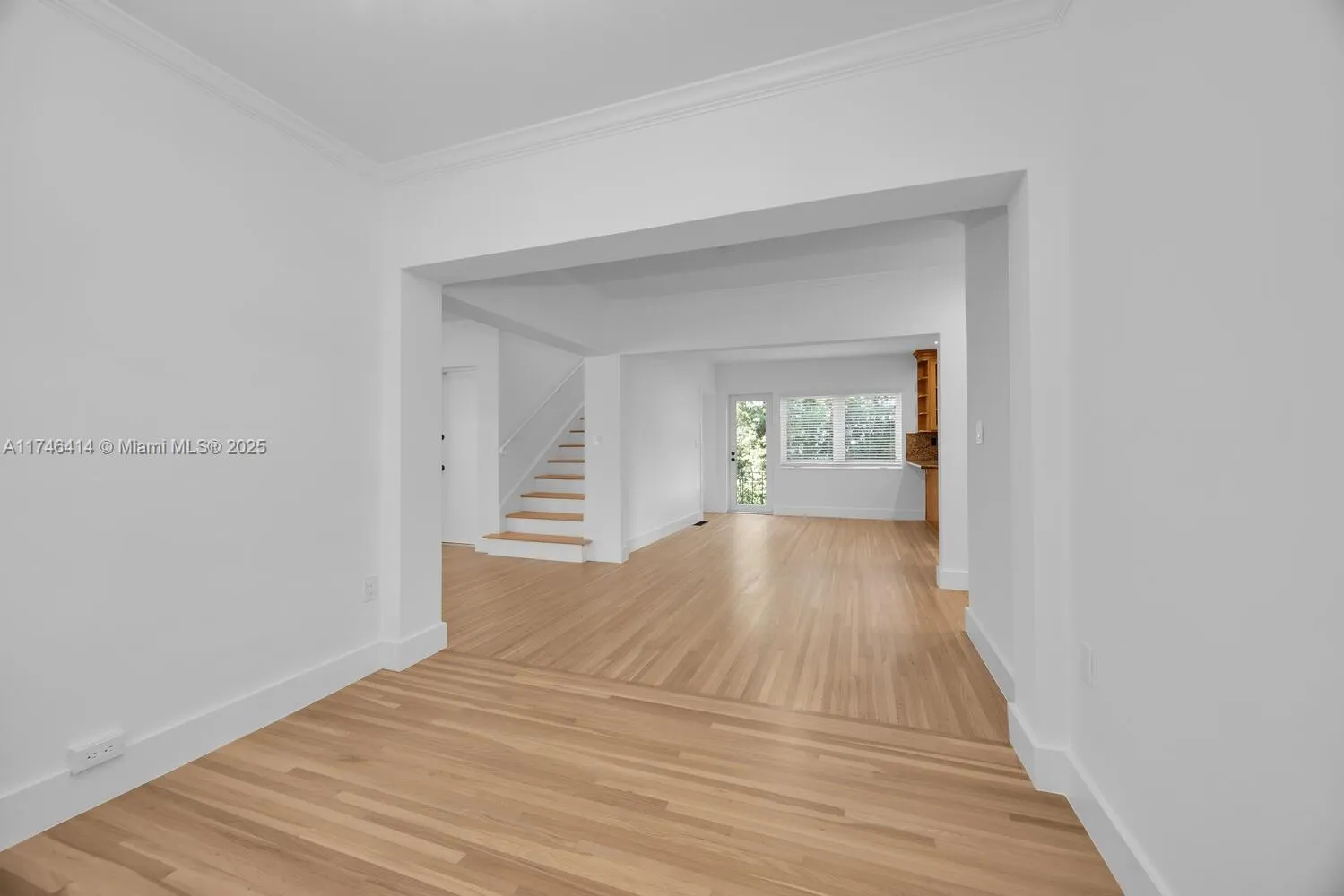 Coral Gables, Florida 33146, United States, 3 Bedrooms Bedrooms, ,2 BathroomsBathrooms,Residential,Active,1626