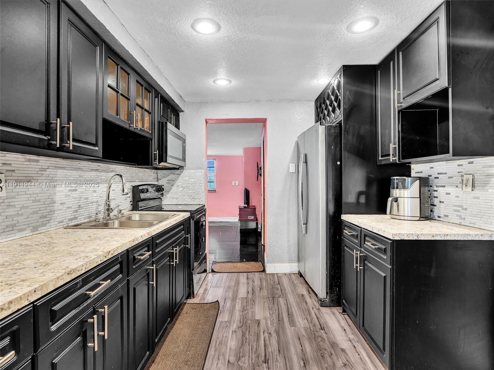 MAGNOLIA GARDENS CONSOLID - Residential