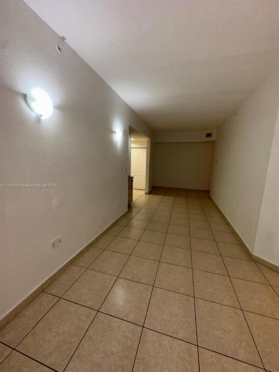 POINCIANA LAKES VILLAS CO - Residential