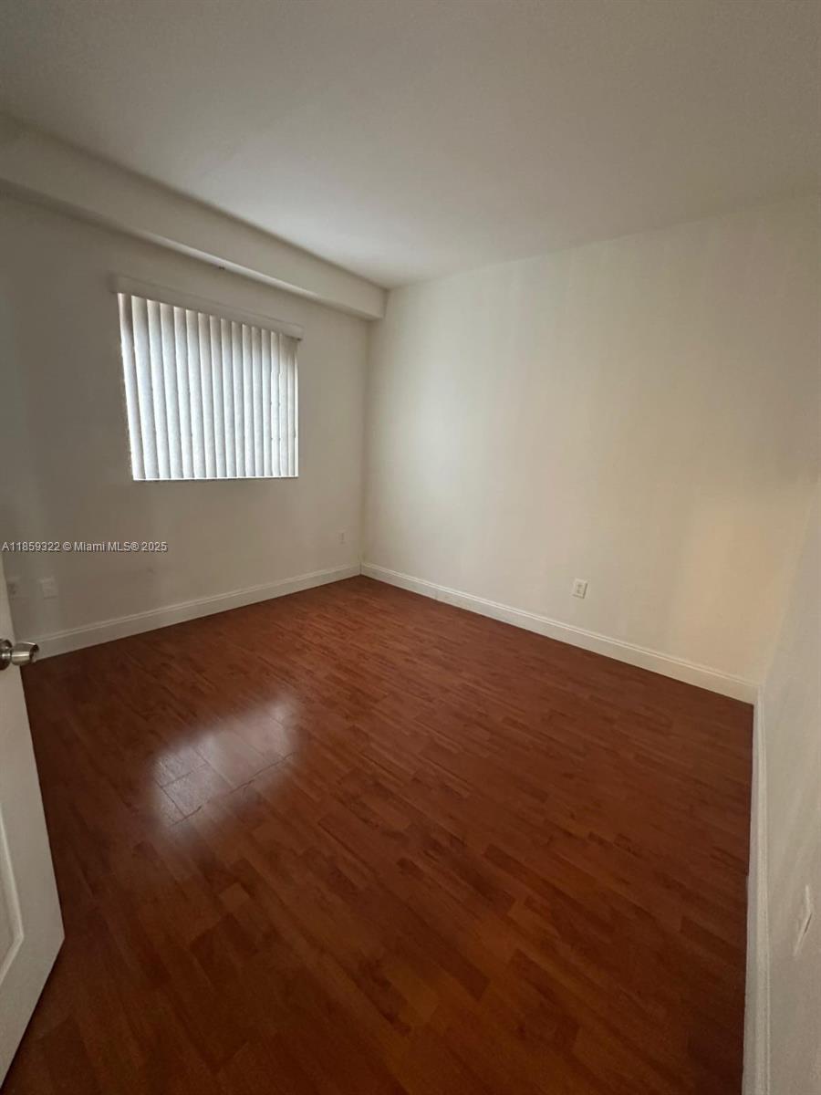 POINCIANA LAKES VILLAS CO - Residential