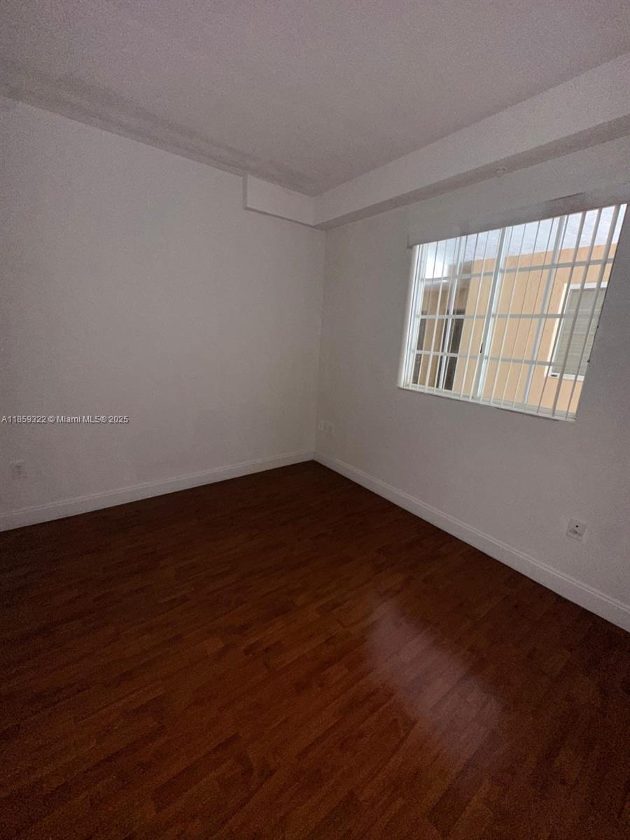 POINCIANA LAKES VILLAS CO - Residential