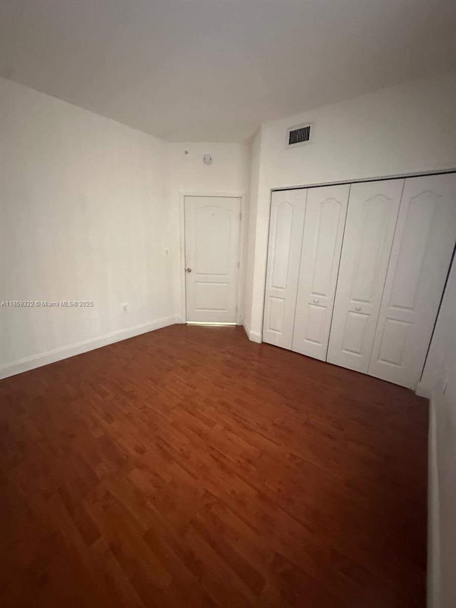 POINCIANA LAKES VILLAS CO - Residential