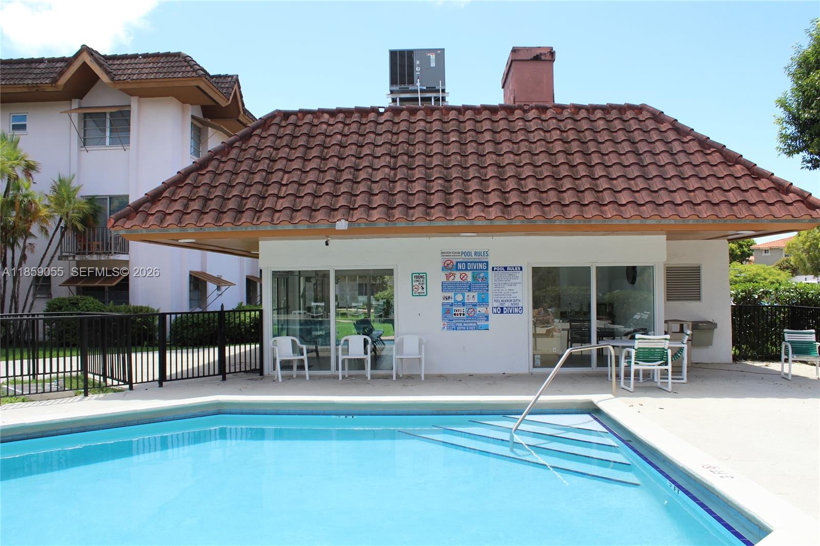 KINGSTON SQUARE CONDO - Residential