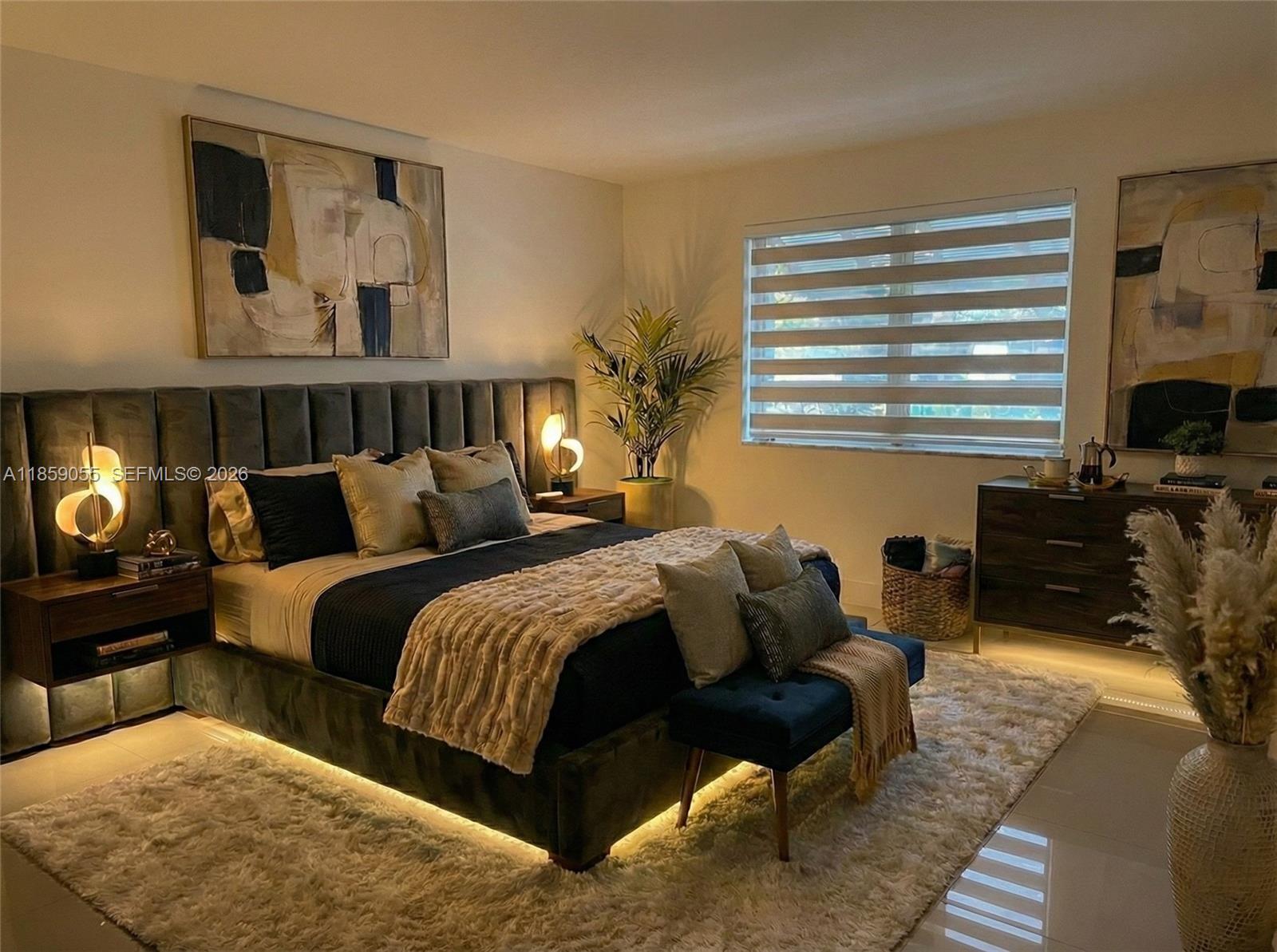 KINGSTON SQUARE CONDO - Residential