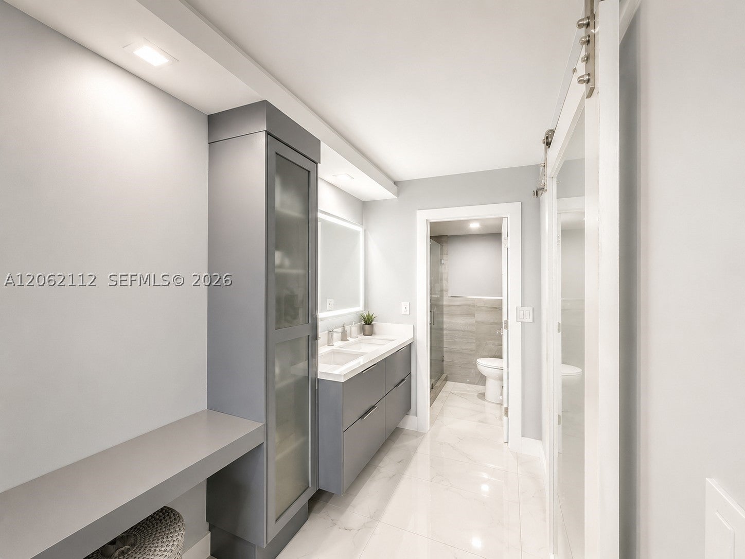 1420 Brickell Bay Dr 702E