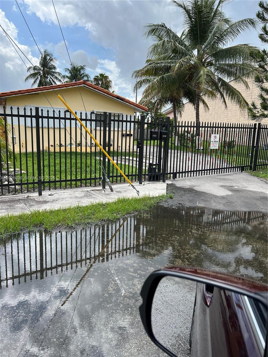 RIVERSIDE FARMS - Residential Income