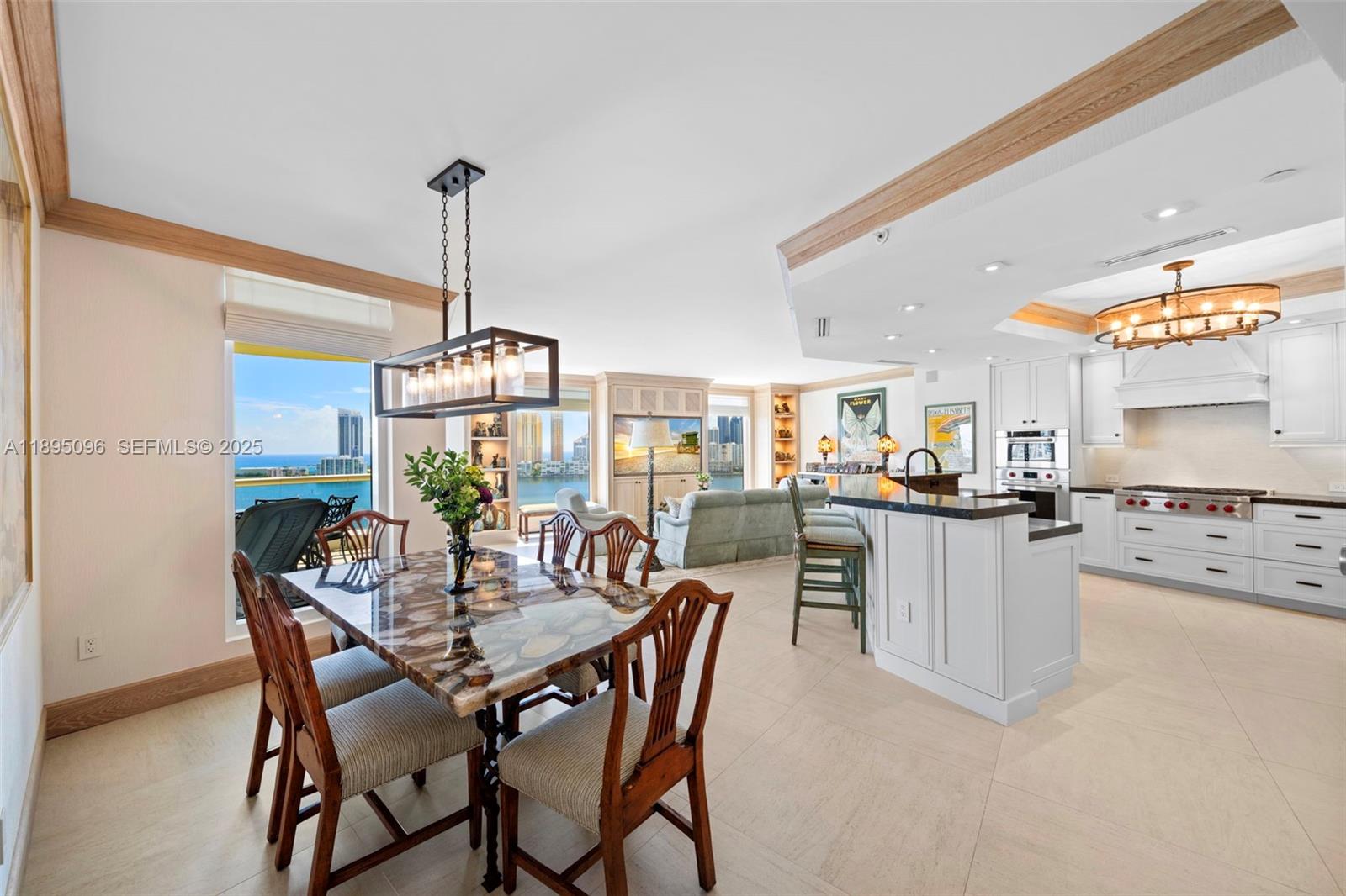 BELLAMARE @ WILLIAMS ISLA - Residential