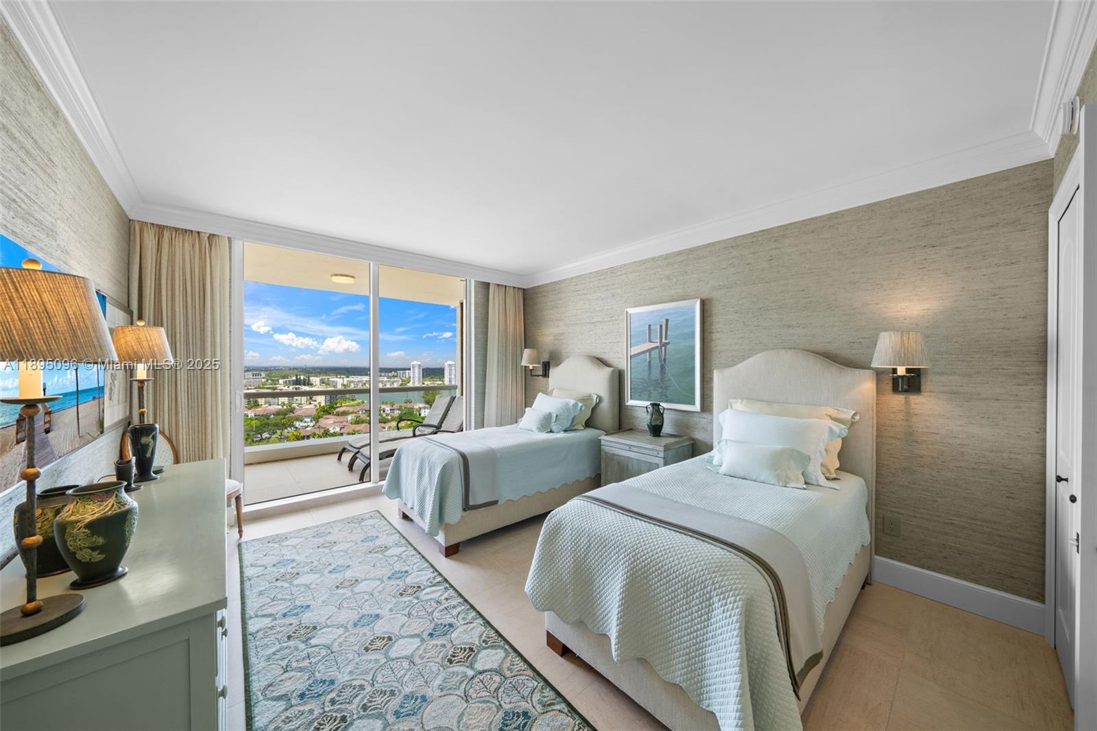 BELLAMARE @ WILLIAMS ISLA - Residential