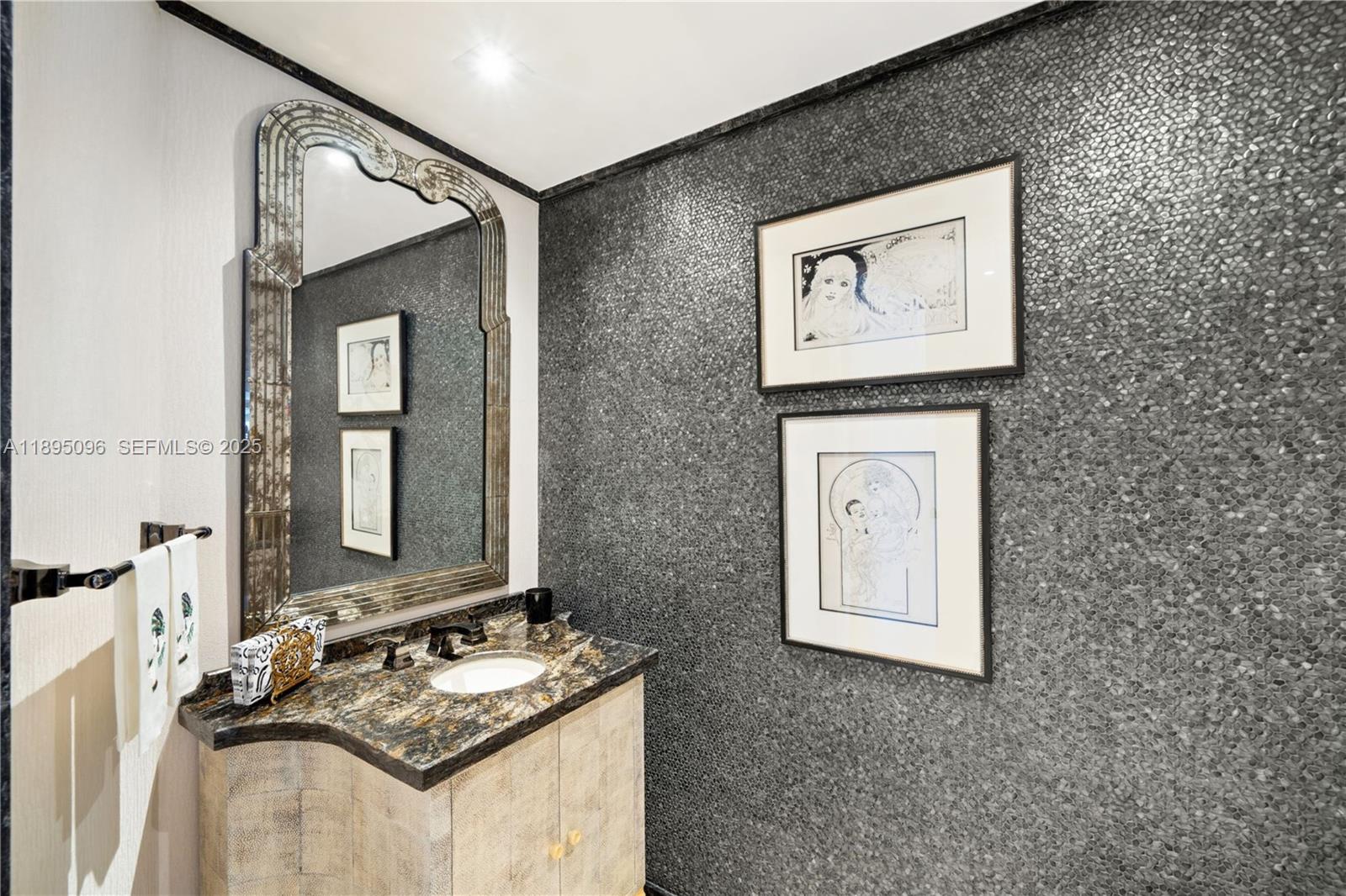 BELLAMARE @ WILLIAMS ISLA - Residential