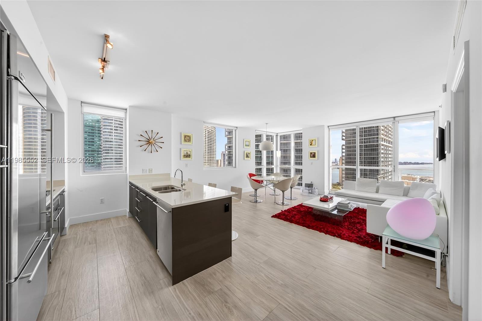 500 BRICKELL EAST CONDO - Residential