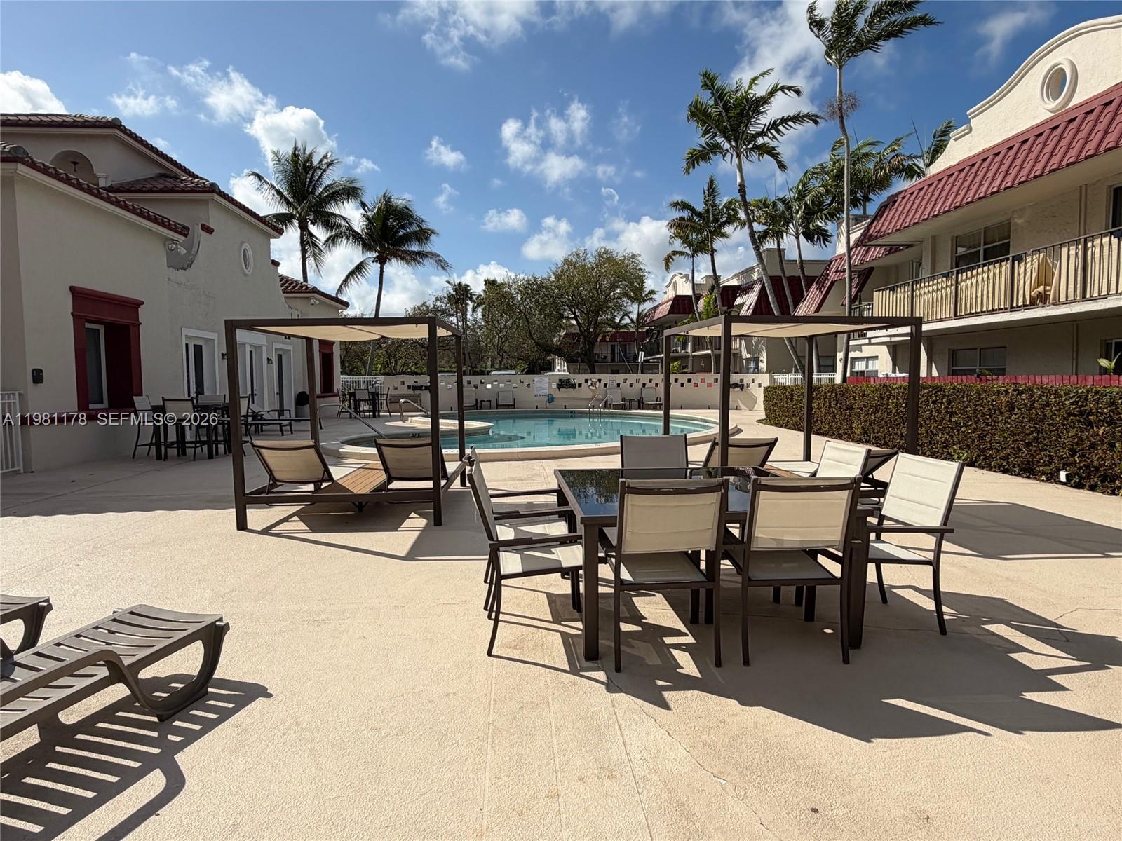 6709 N Kendall Dr 209