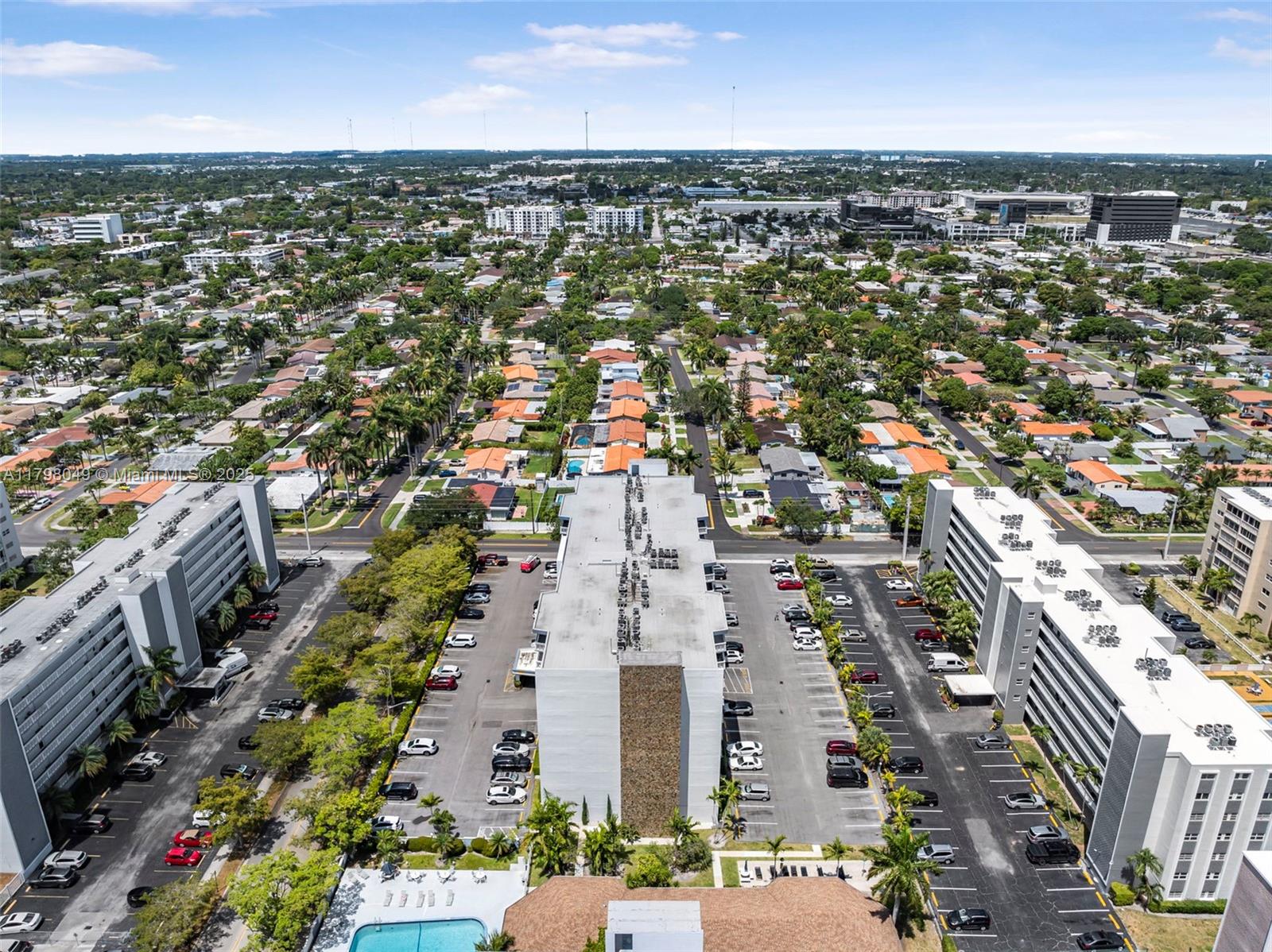 MEADOWBROOK CONDO APTS BL - Residential