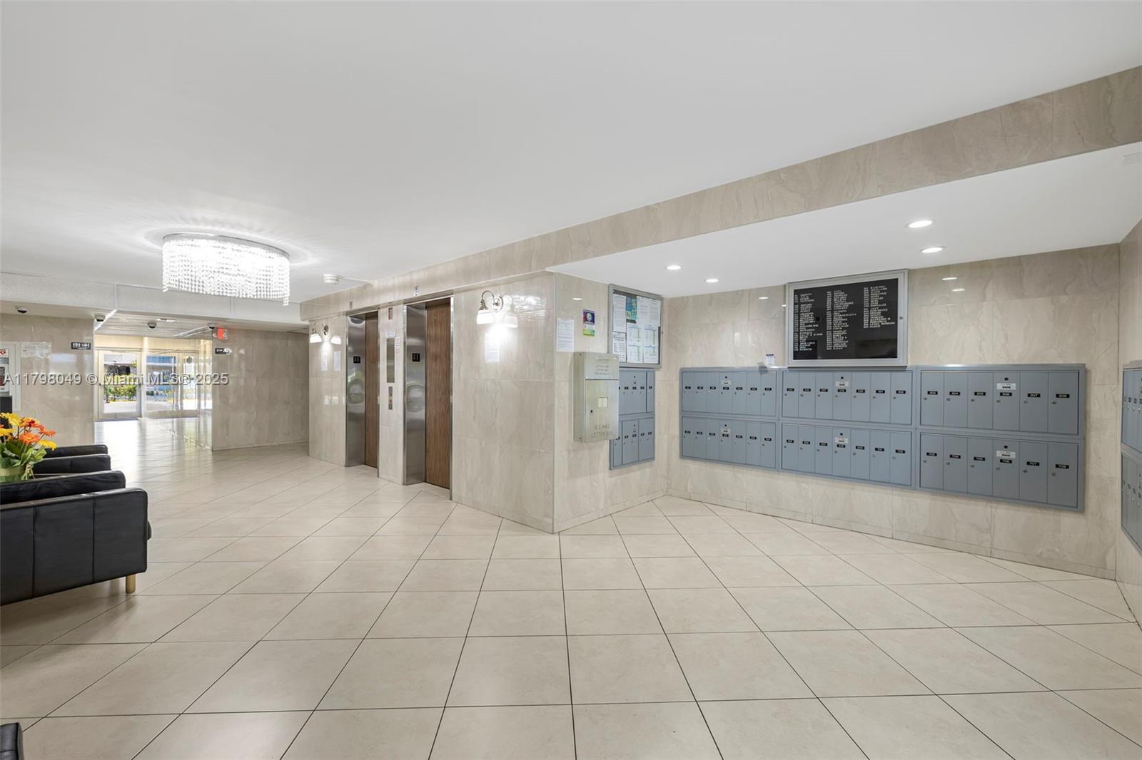 400 NE 12th Ave 303