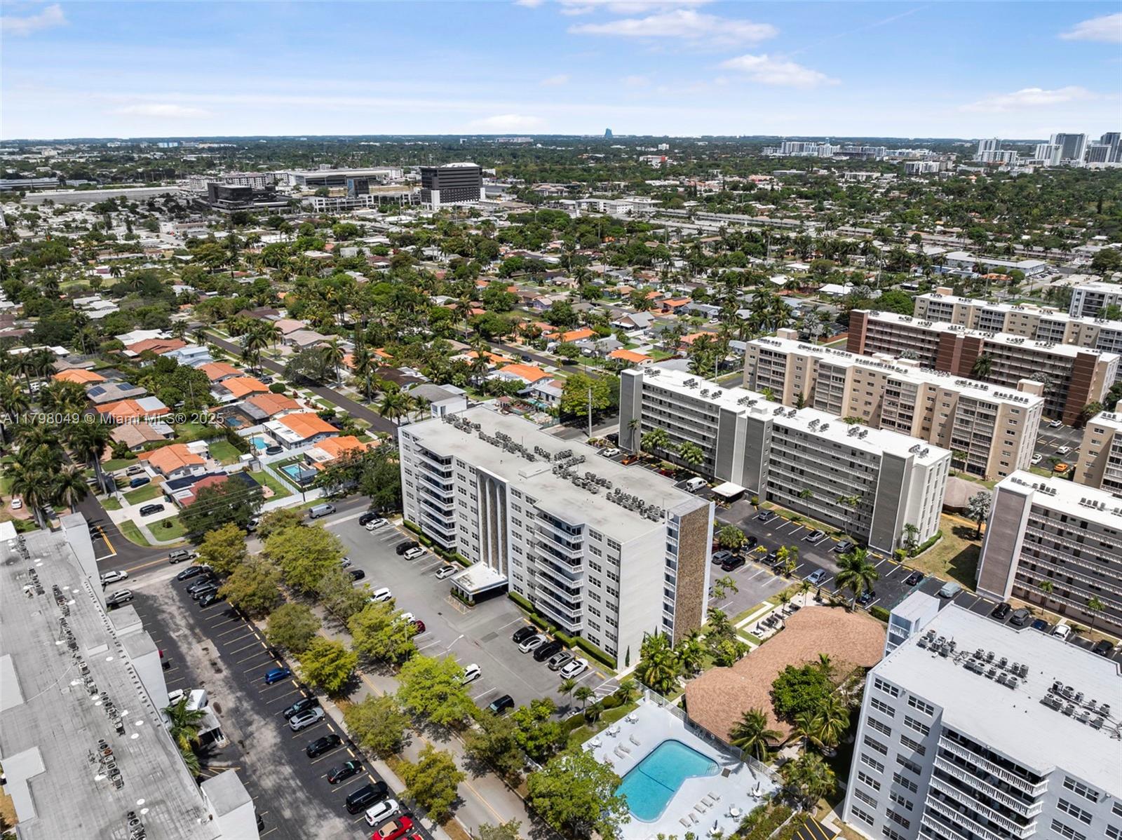 MEADOWBROOK CONDO APTS BL - Residential