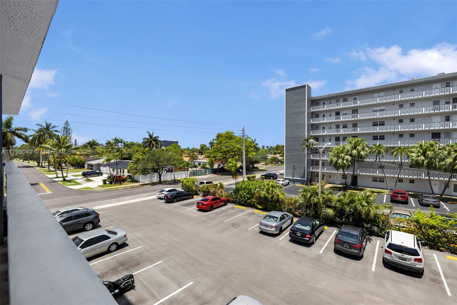 MEADOWBROOK CONDO APTS BL - Residential