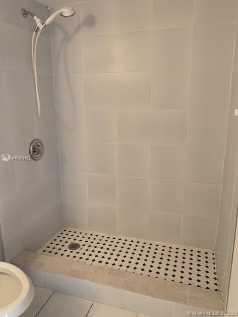 DORAL GARDENS CONDO - Residential Lease