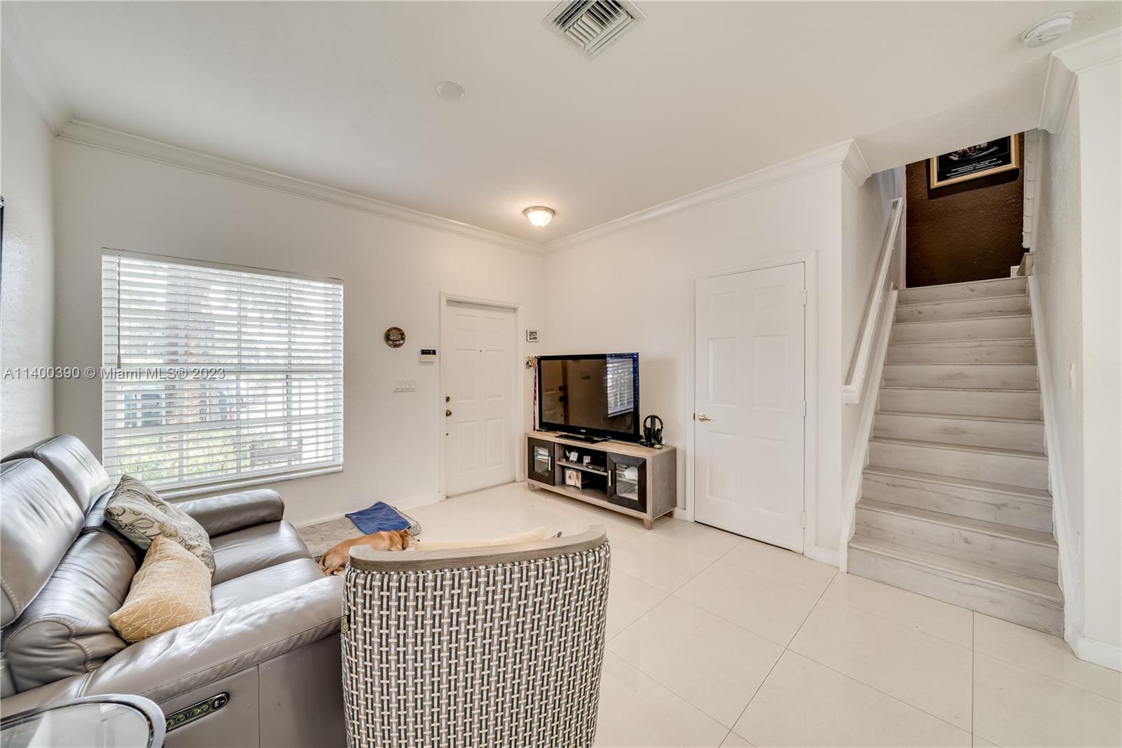 PEMBROKE ISLES V - Residential