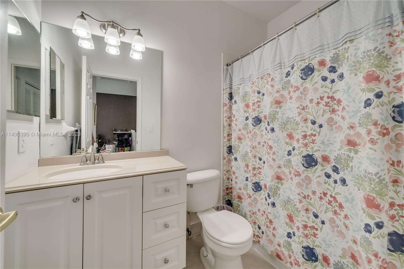 PEMBROKE ISLES V - Residential