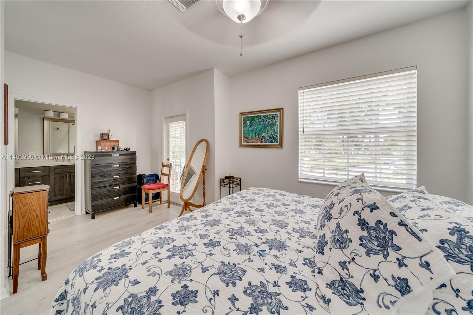 PEMBROKE ISLES V - Residential