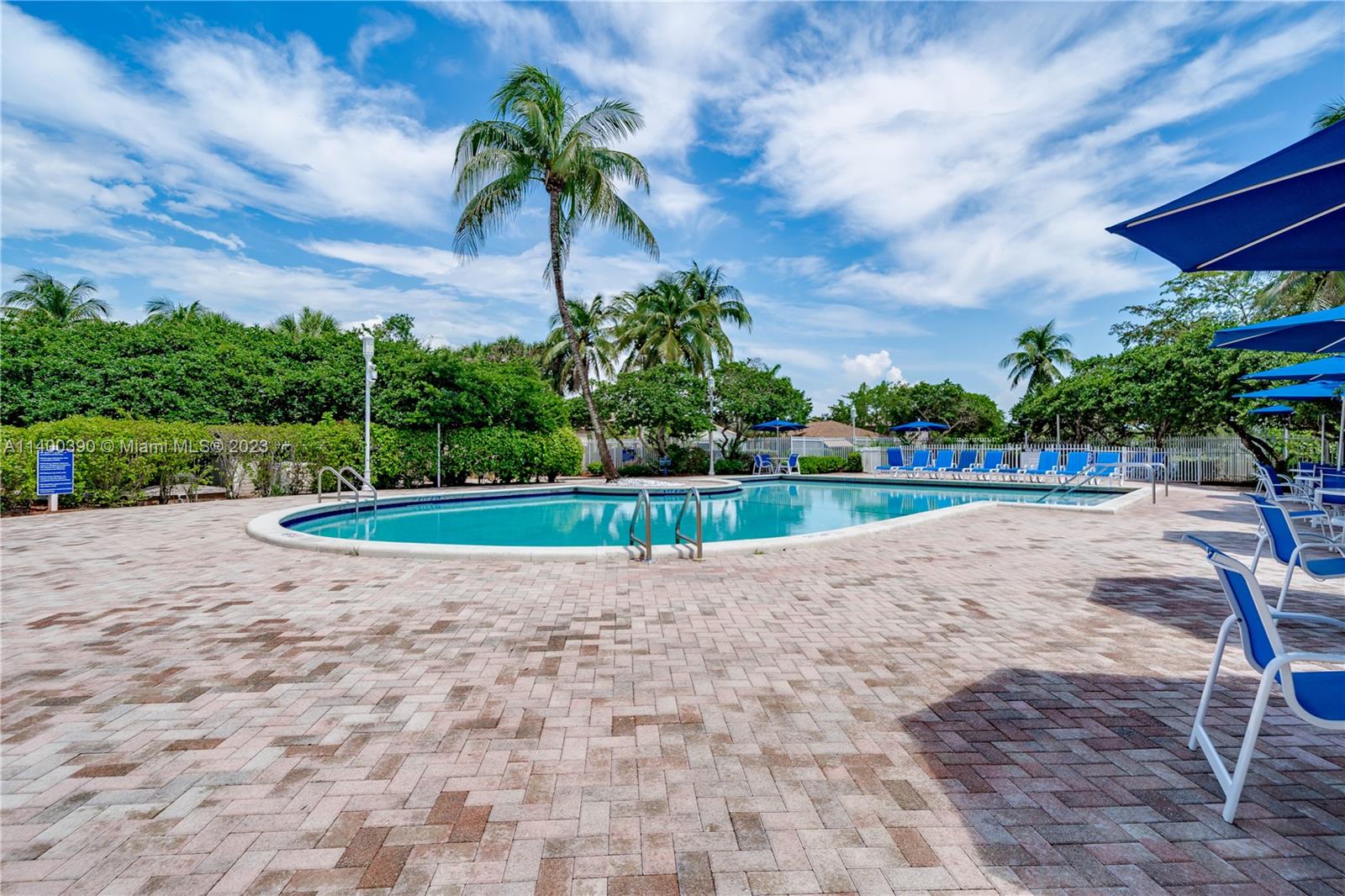 PEMBROKE ISLES V - Residential