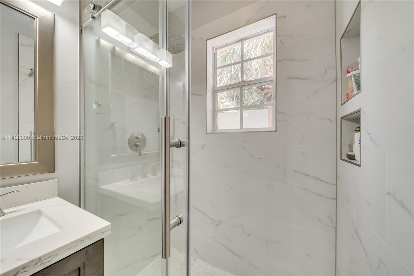 PEMBROKE ISLES V - Residential