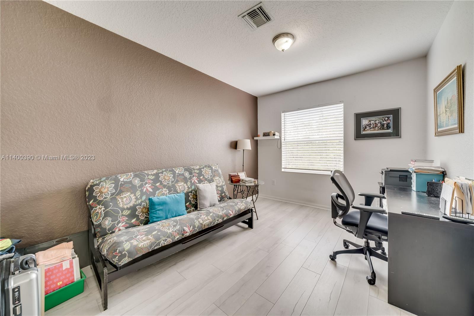 PEMBROKE ISLES V - Residential