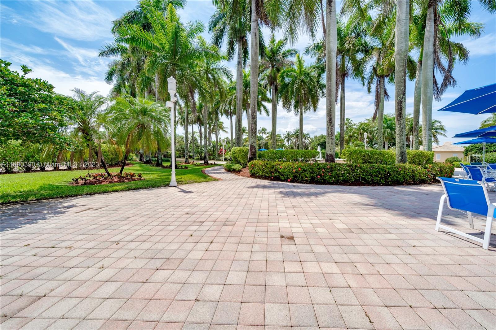 PEMBROKE ISLES V - Residential