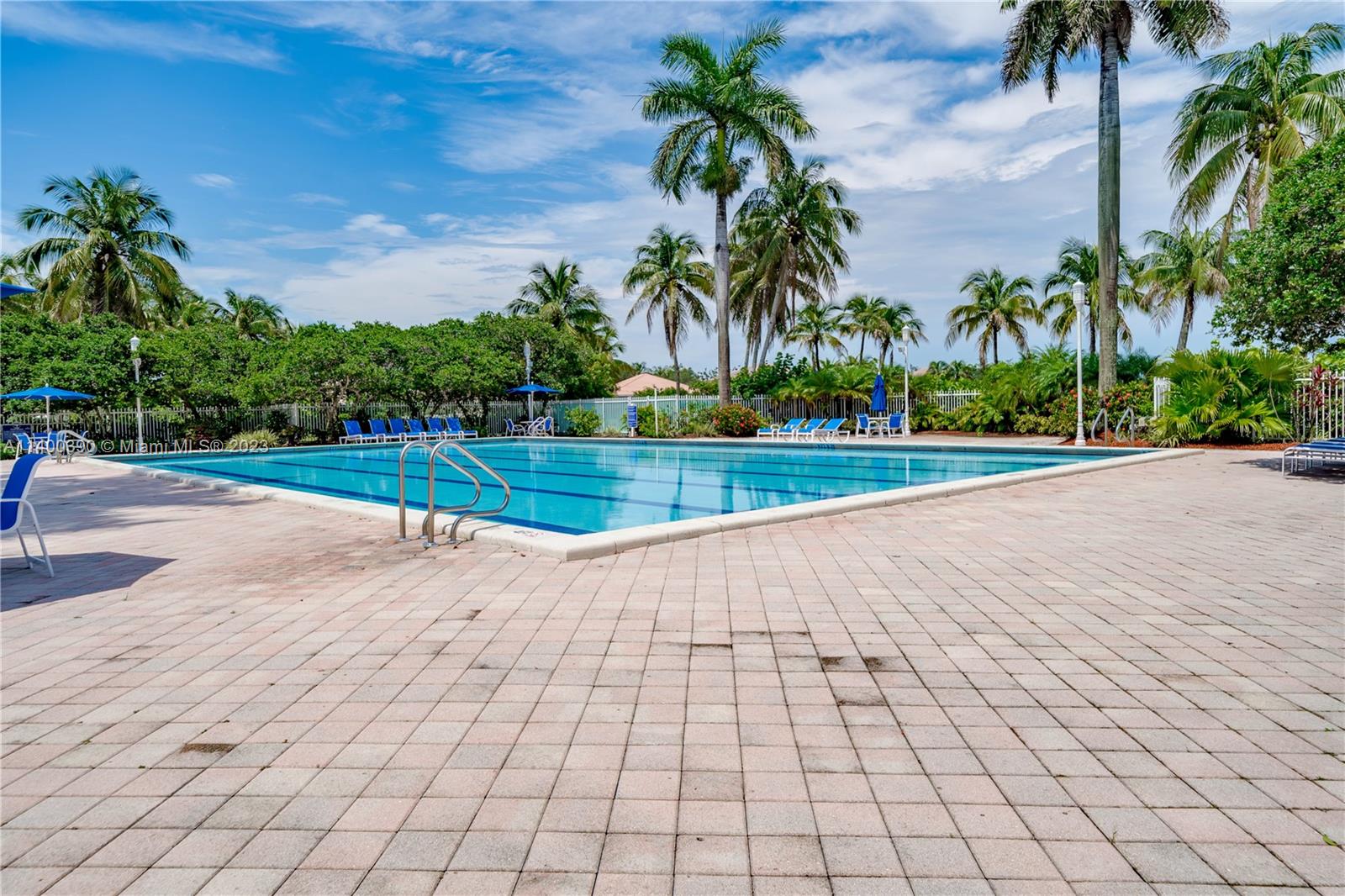 PEMBROKE ISLES V - Residential