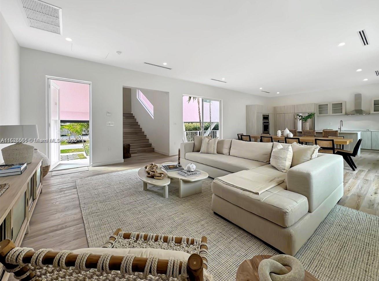 HAYNSWORTH VILLAGE - Residential