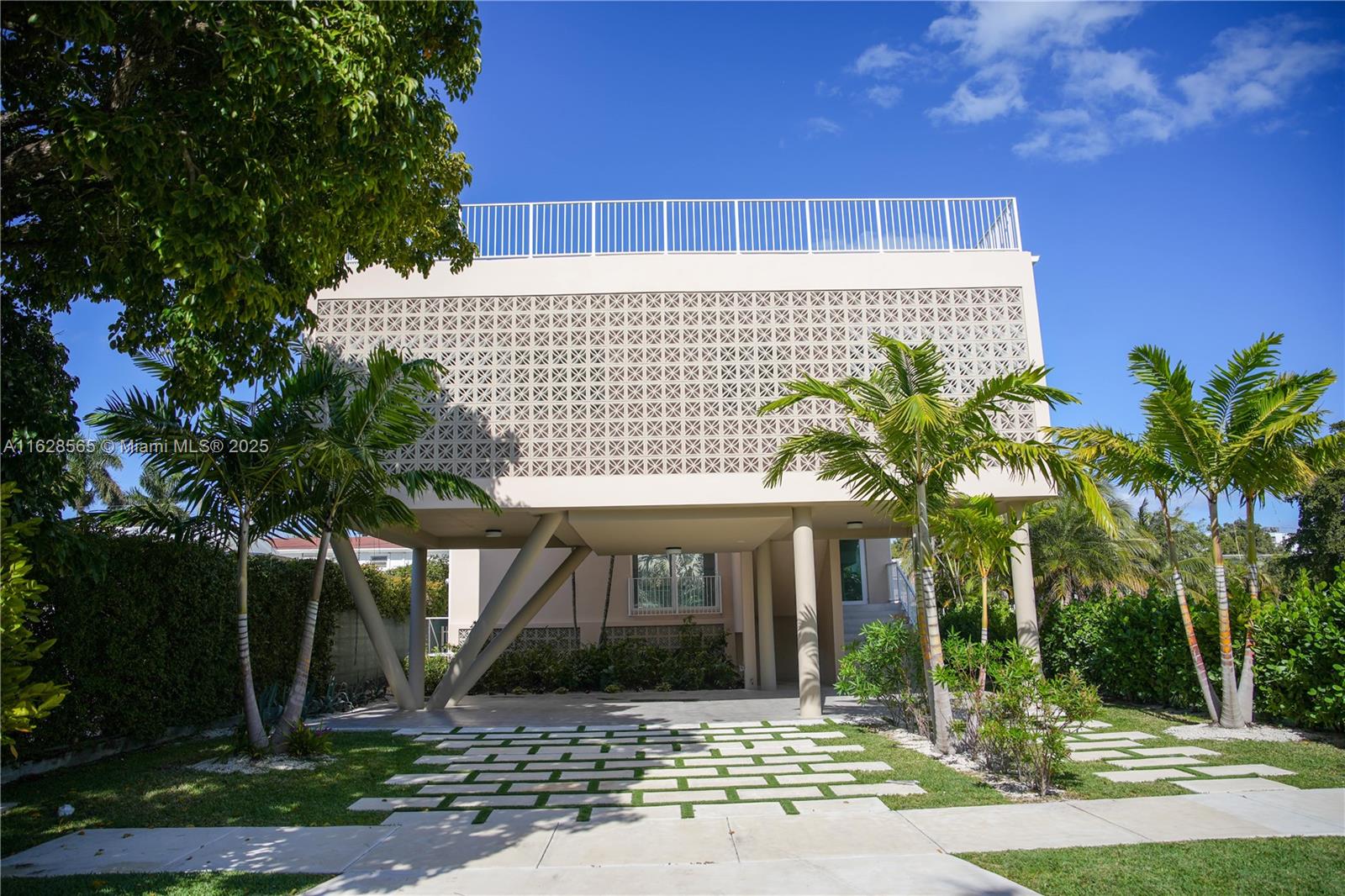 HAYNSWORTH VILLAGE - Residential