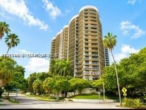 2843 S Bayshore Dr 5A