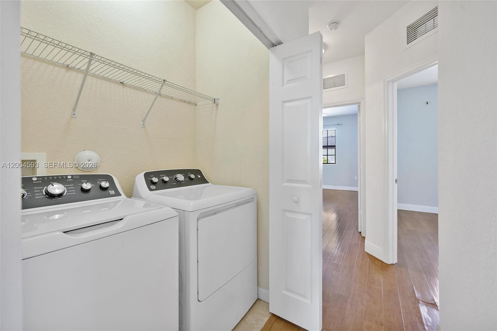 BAYWINDS OF IBIZA - Residential