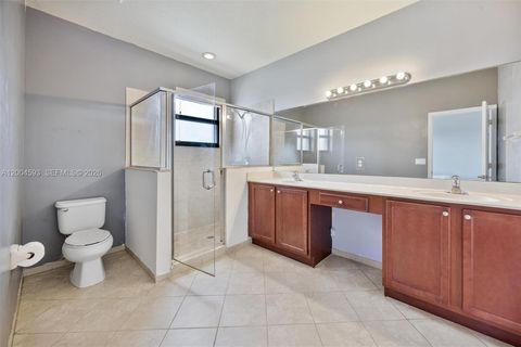 Tiny photo for 3728 NE 3rd Ct, Homestead, FL 33033 (MLS # A12004593)