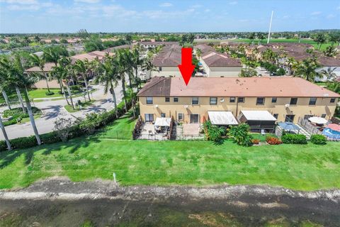 Tiny photo for 3728 NE 3rd Ct, Homestead, FL 33033 (MLS # A12004593)