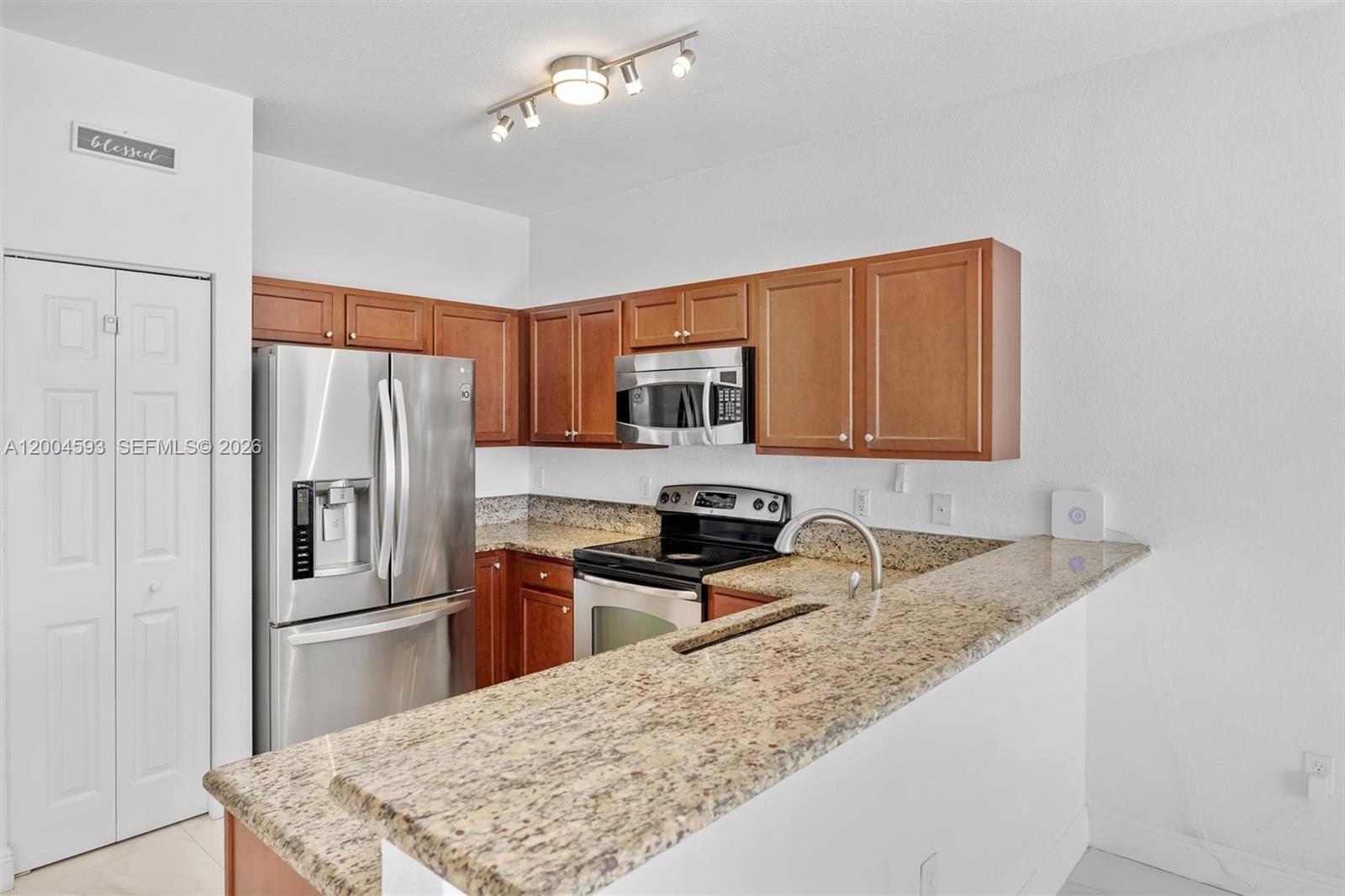 BAYWINDS OF IBIZA - Residential